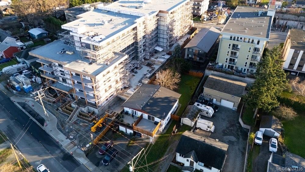 841 Old Esquimalt Rd, Esquimalt, BC - Outdoor With View