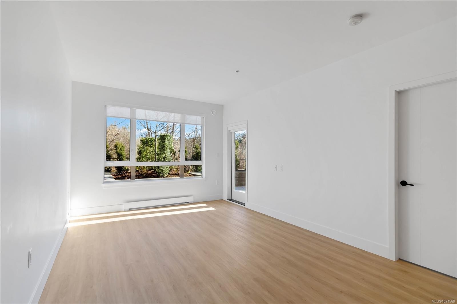 123-920 Reunion Ave, Langford, BC - Indoor Photo Showing Other Room