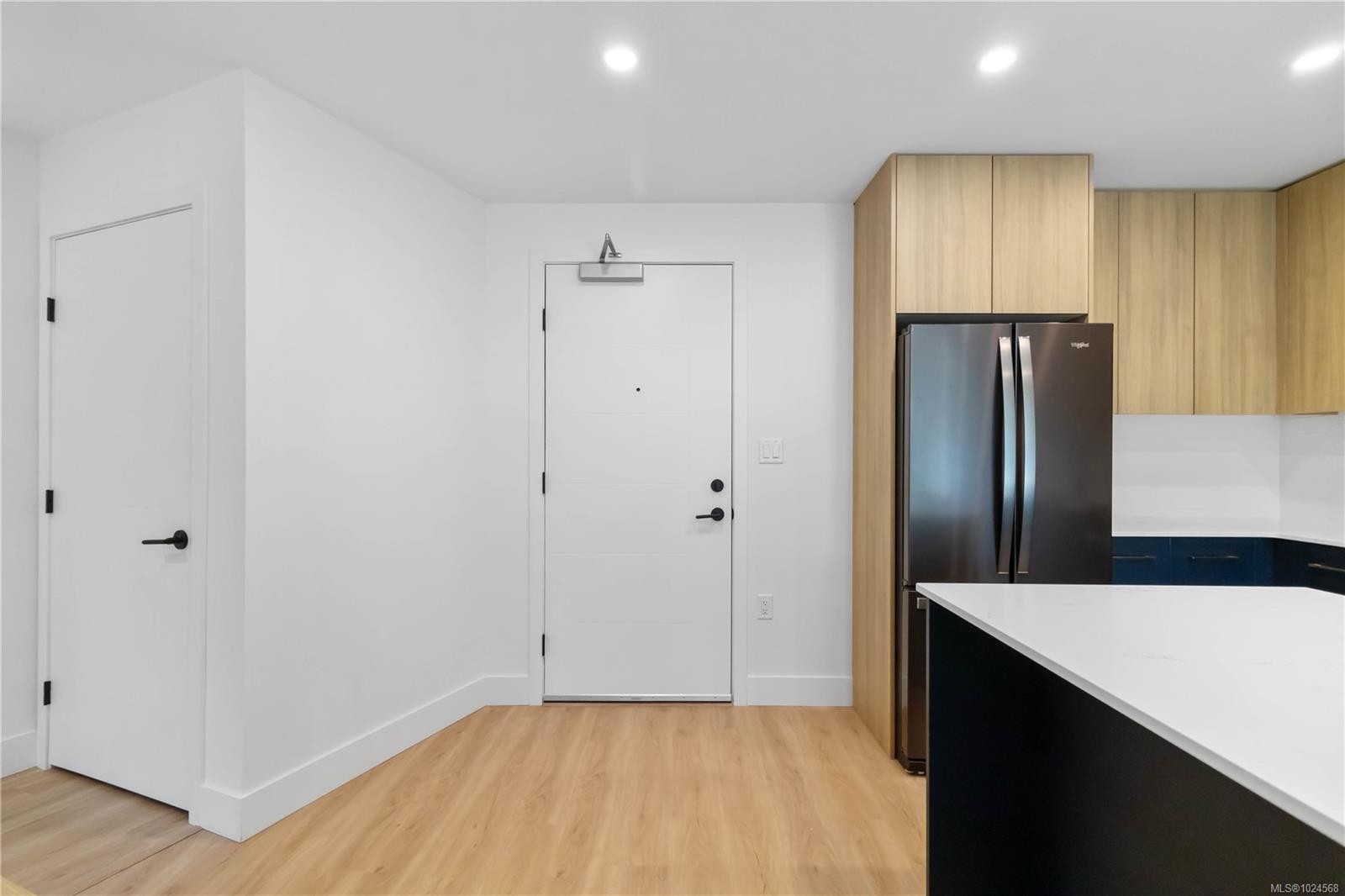 123-920 Reunion Ave, Langford, BC - Indoor Photo Showing Other Room