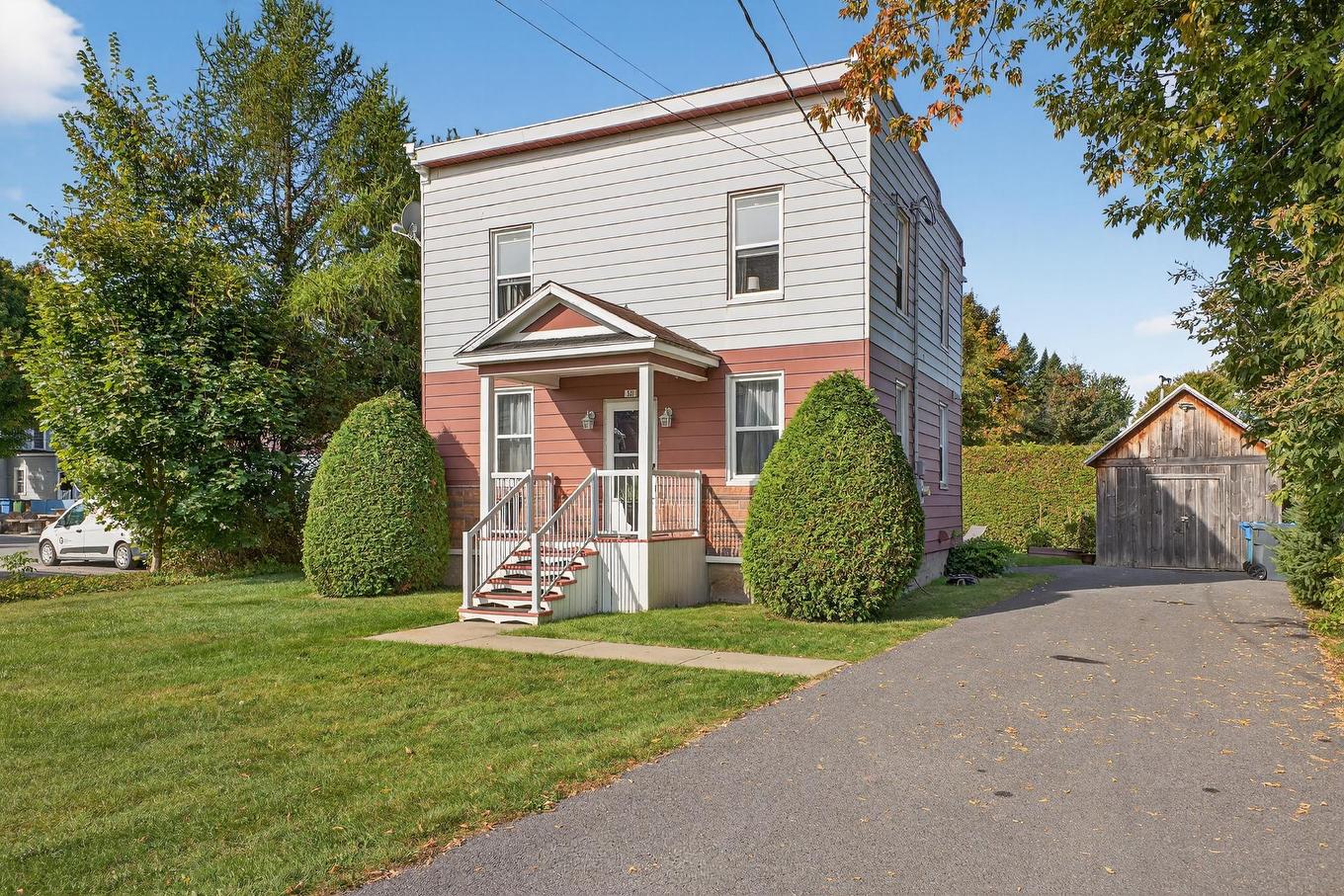 Façade - 521 Rue Barr, Hemmingford - Village, QC - Outdoor