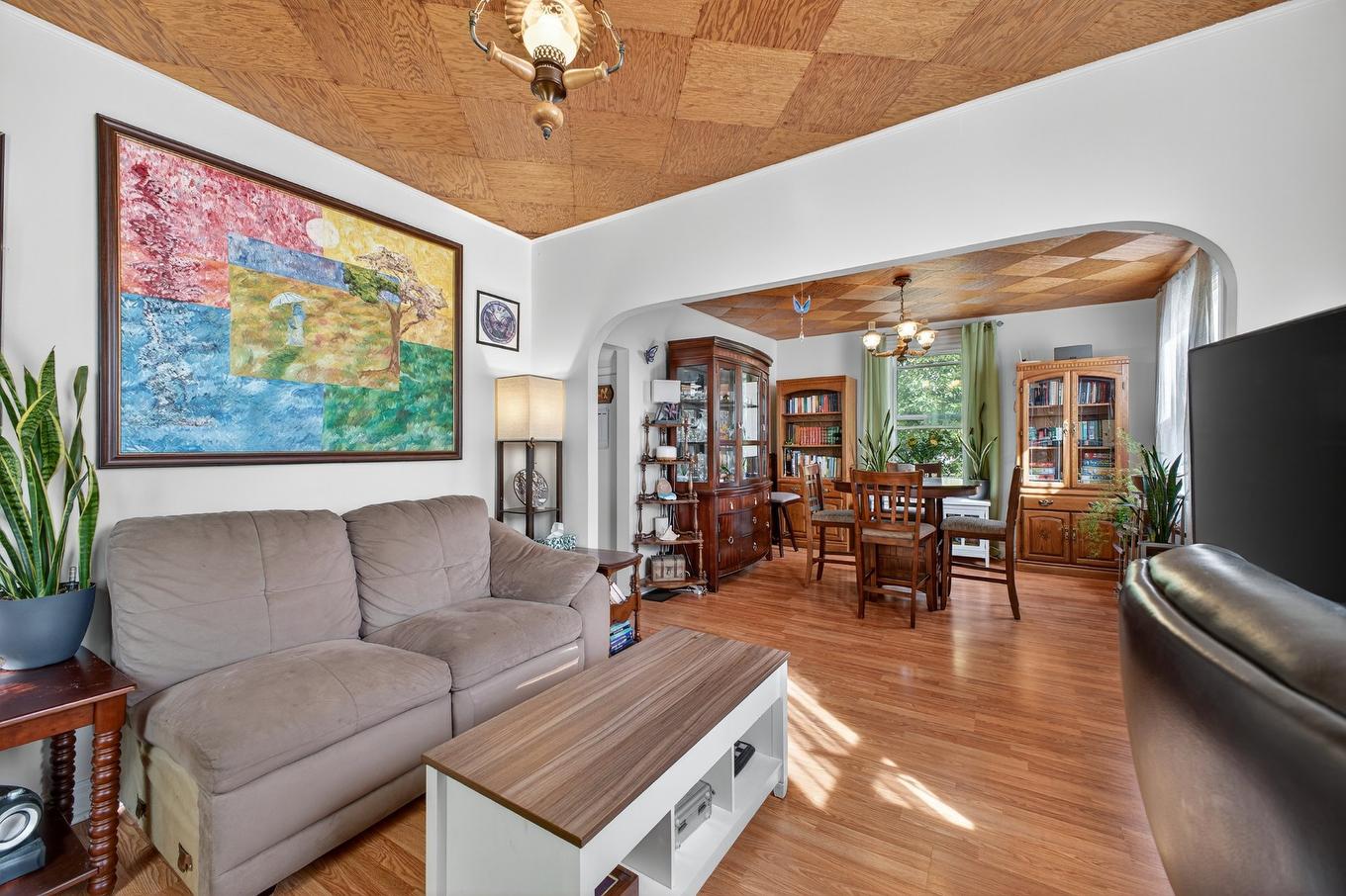 Salon - 521 Rue Barr, Hemmingford - Village, QC - Indoor Photo Showing Living Room