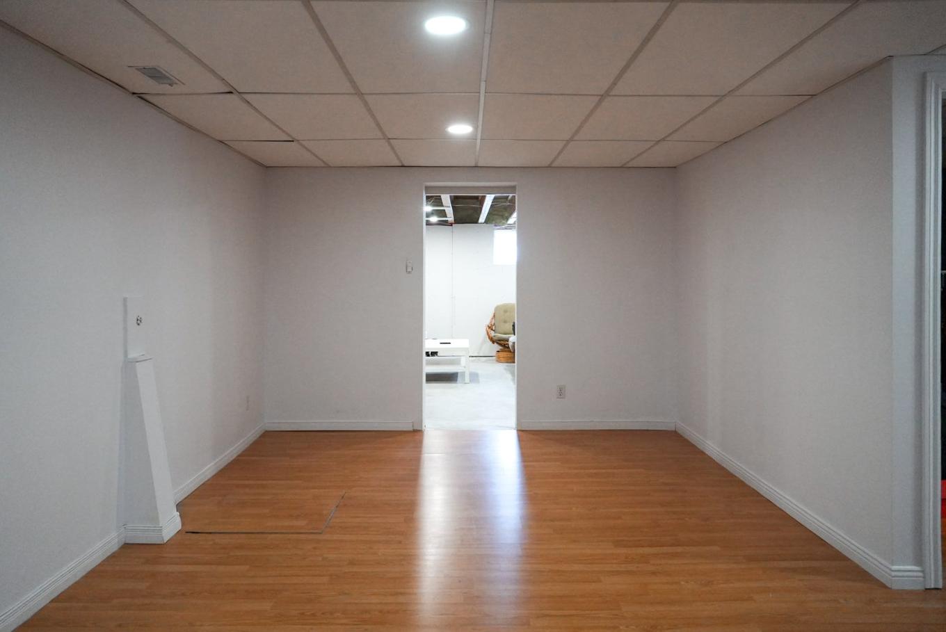 Den - 300 Rue Masson, Saint-Pierre-Les-Becquets, QC - Indoor Photo Showing Other Room