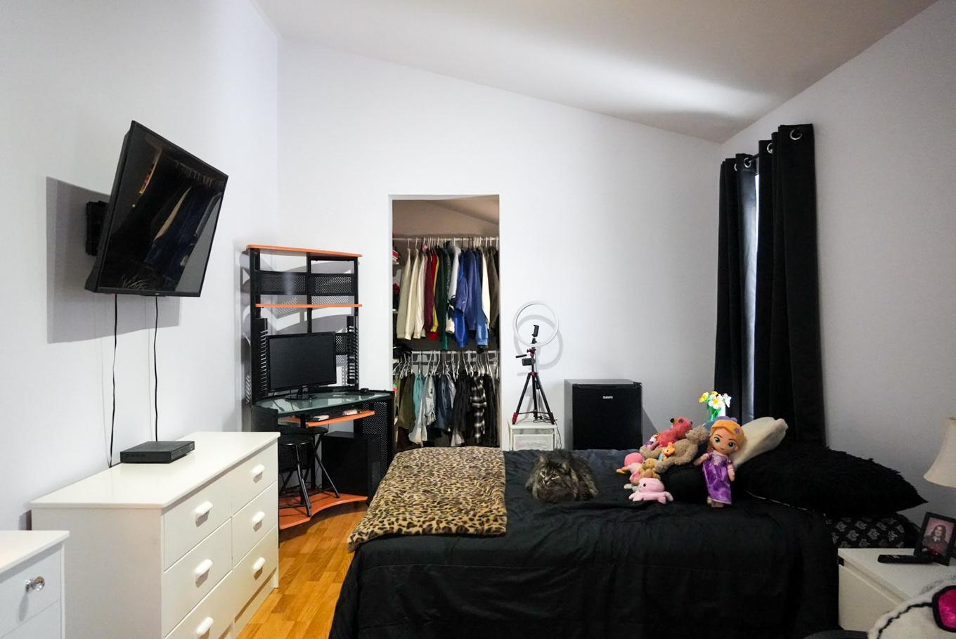 Bedroom - 300 Rue Masson, Saint-Pierre-Les-Becquets, QC - Indoor