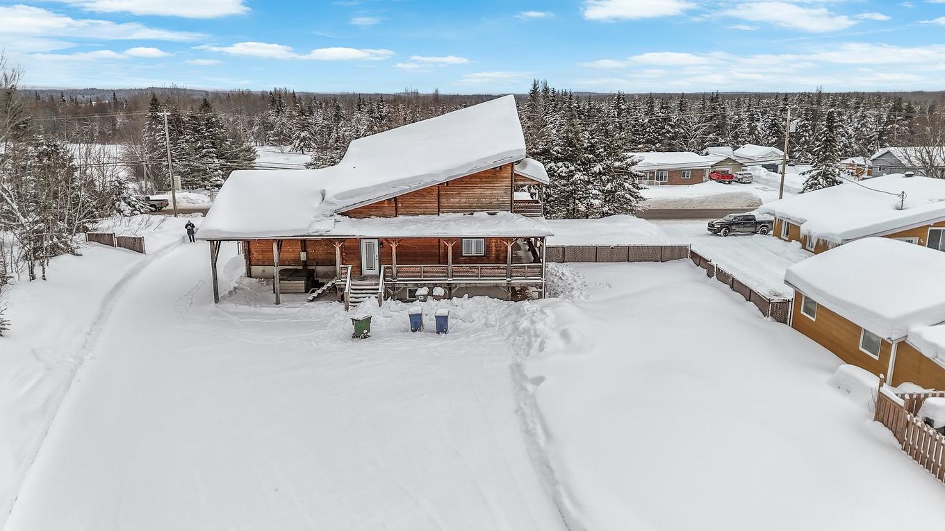 Face arrière - 6901 Boul. Martel, Saint-Honoré, QC - Outdoor