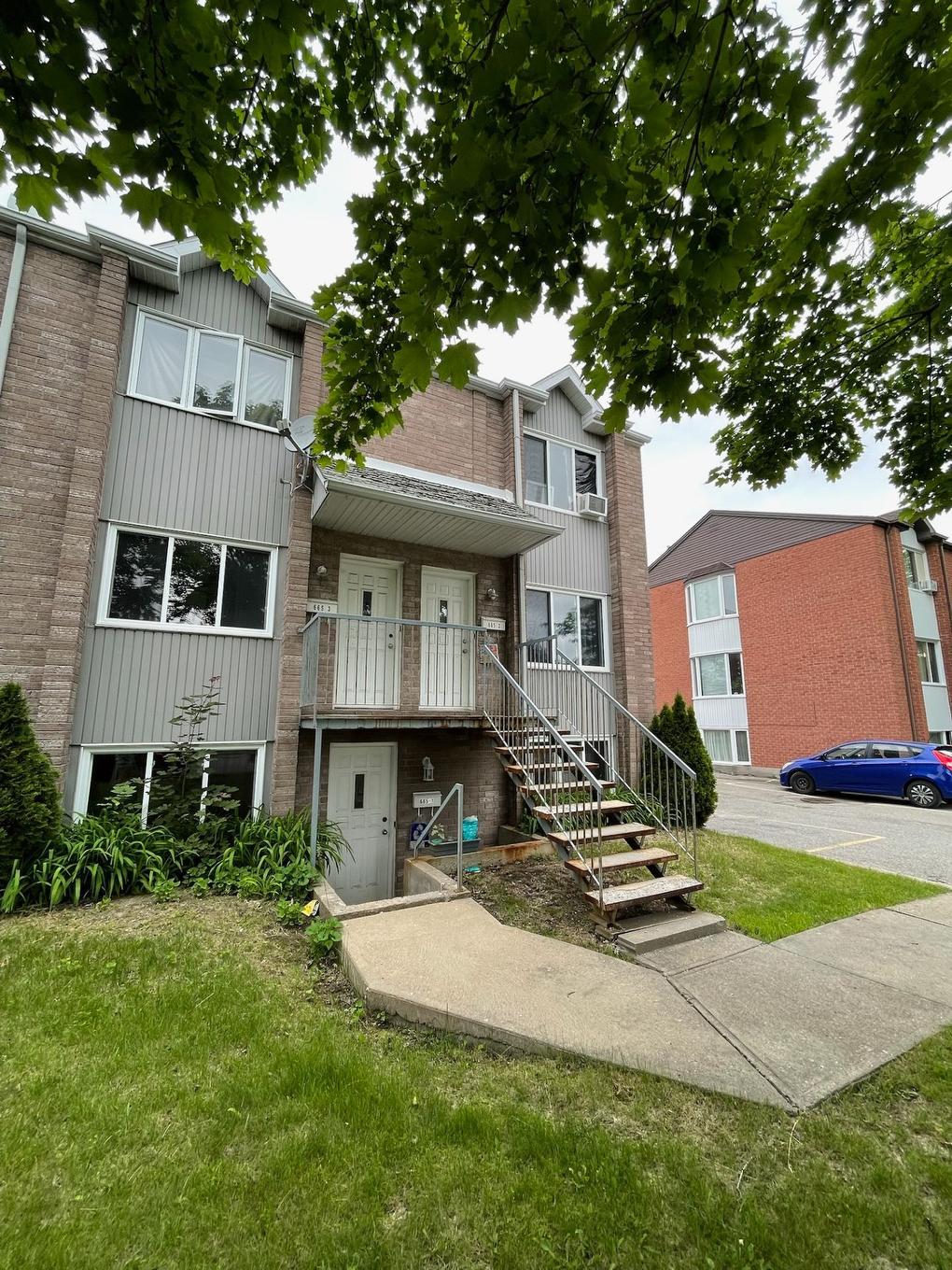 Exterior entrance - 665 Rue Pie-Xii, Vaudreuil-Dorion, QC - Outdoor