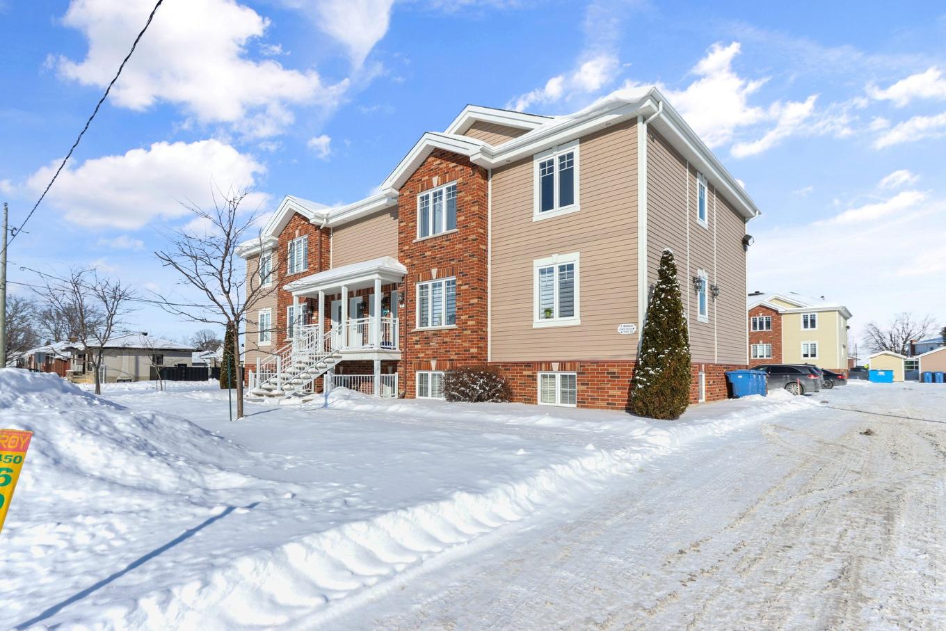 Frontage - 303-1 Rue William, Mercier, QC - Outdoor With Facade