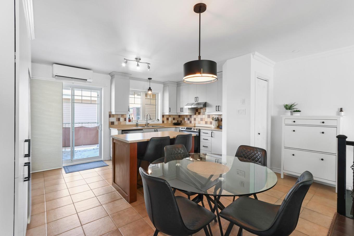 Kitchen - 303-1 Rue William, Mercier, QC - Indoor Photo Showing Dining Room