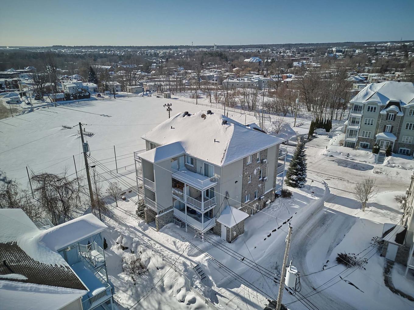 Photo aérienne - 1-340 Rue Cherrier, Saint-Jérôme, QC - Outdoor With View