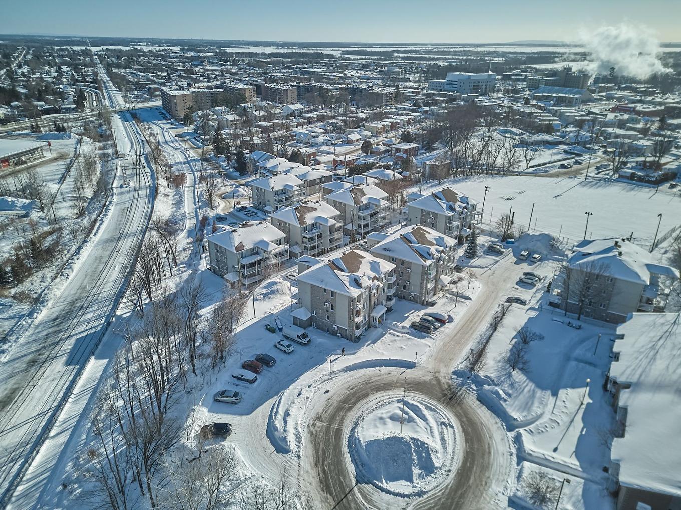 Photo aérienne - 1-340 Rue Cherrier, Saint-Jérôme, QC - Outdoor With View