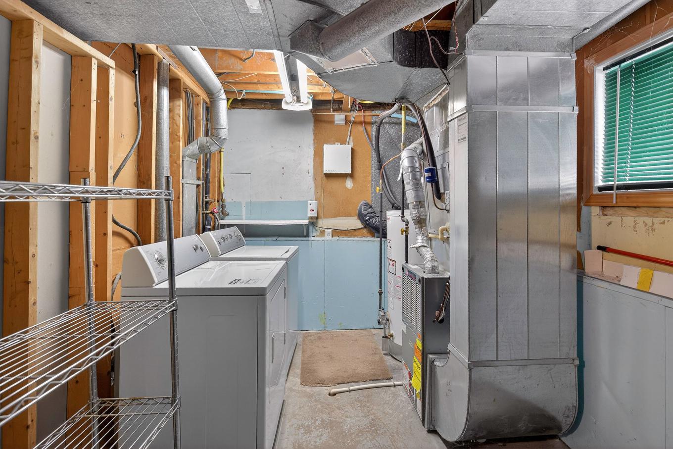 Salle de lavage - 535 Rue Graveline, Gatineau (Gatineau), QC - Indoor Photo Showing Laundry Room