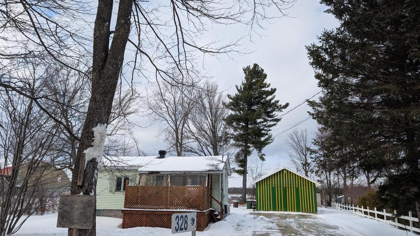 Frontage - 328 Route Du Canton, Brownsburg-Chatham, QC - Outdoor