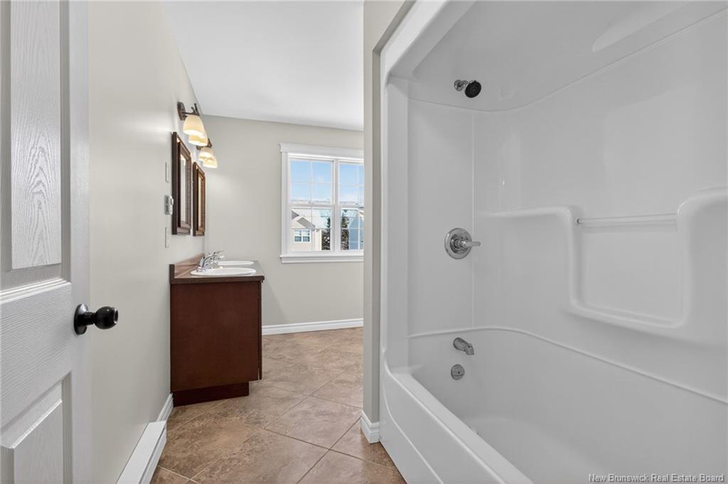 23 Syrah, Dieppe, NB