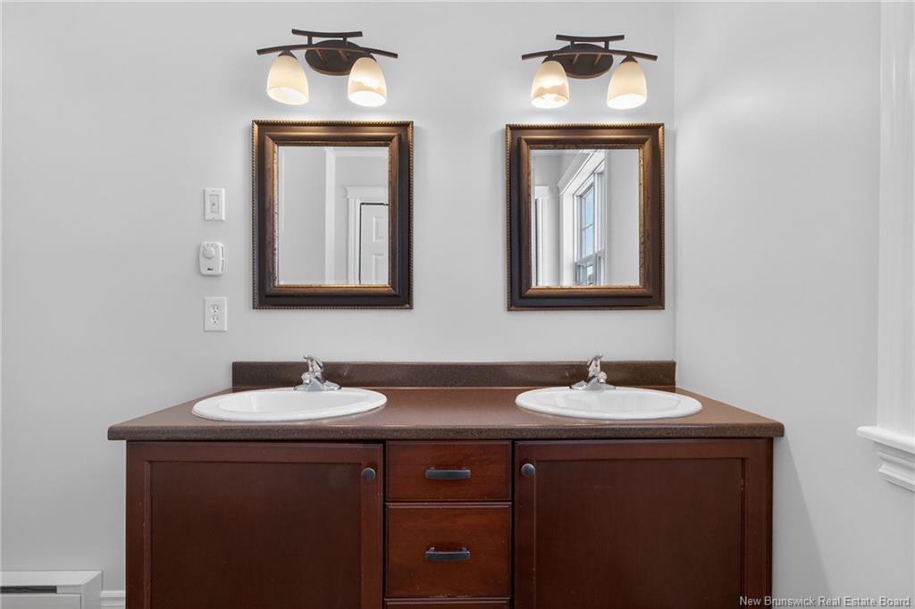 23 Syrah, Dieppe, NB