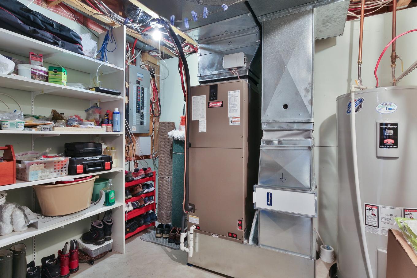 Storage - 243 16E Avenue, Saint-Jean-Sur-Richelieu, QC - Indoor With Storage