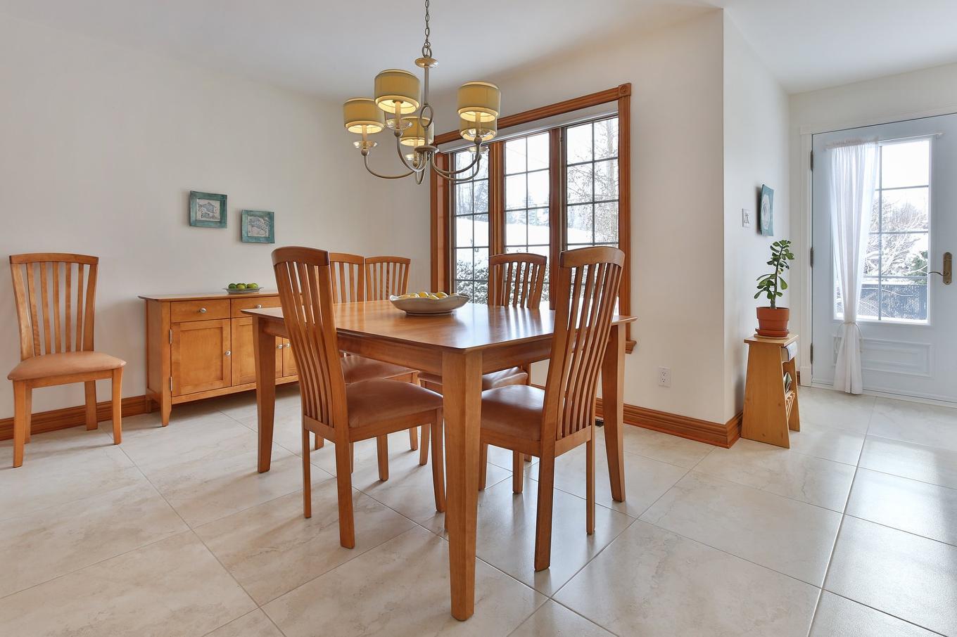 Dining room - 243 16E Avenue, Saint-Jean-Sur-Richelieu, QC - Indoor Photo Showing Dining Room