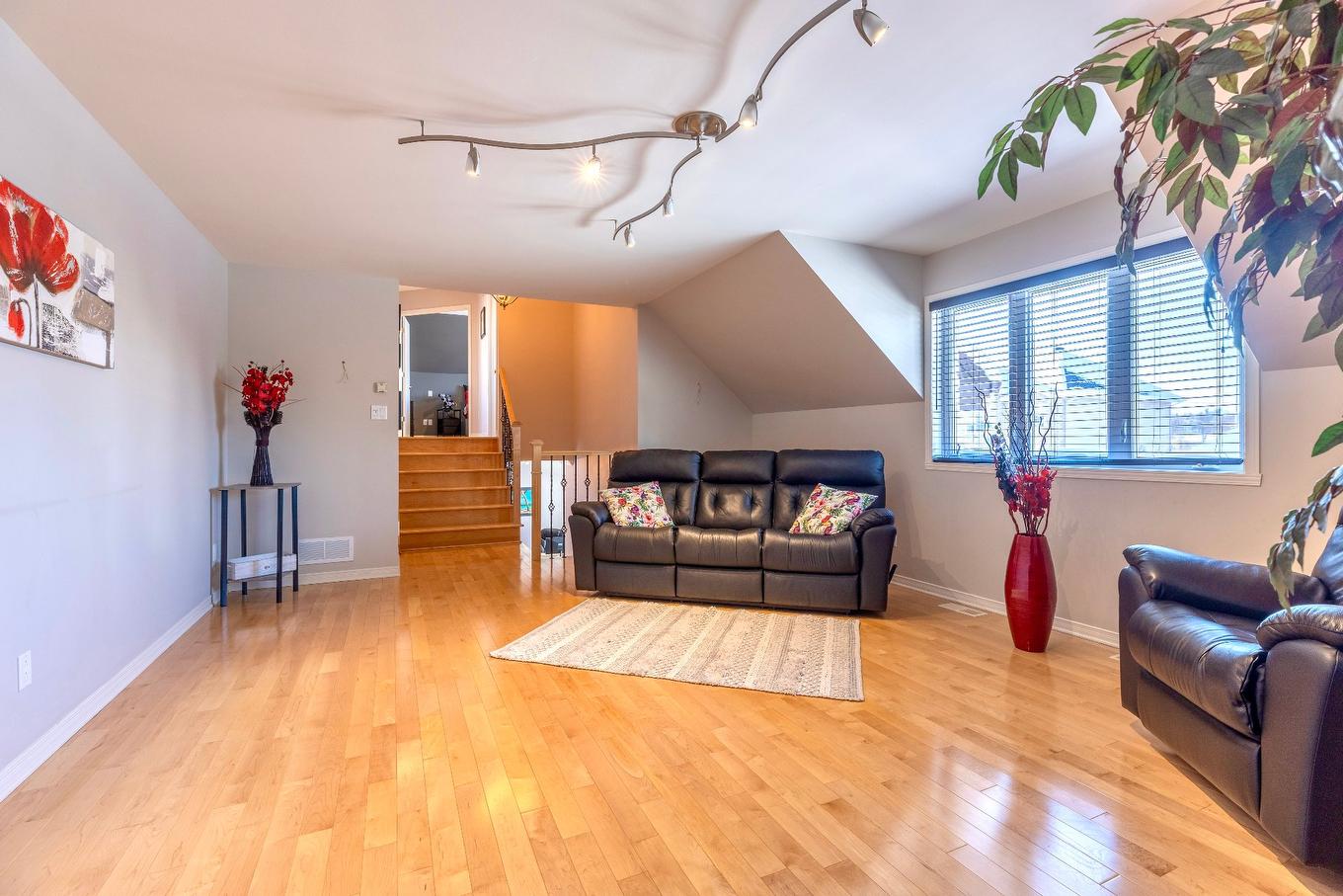 Family room - 83 Rue Jean-Paul-Lemieux, Notre-Dame-De-L'Île-Perrot, QC - Indoor Photo Showing Bedroom