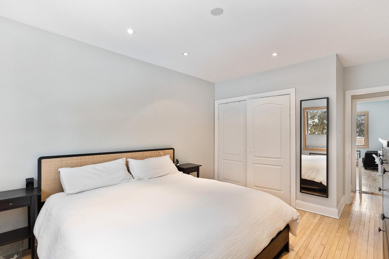 Chambre à coucher - 5544 Av. Isabella, Montréal (Côte-Des-Neiges/Notre-Dame-De-Grâce), QC - Indoor Photo Showing Bedroom