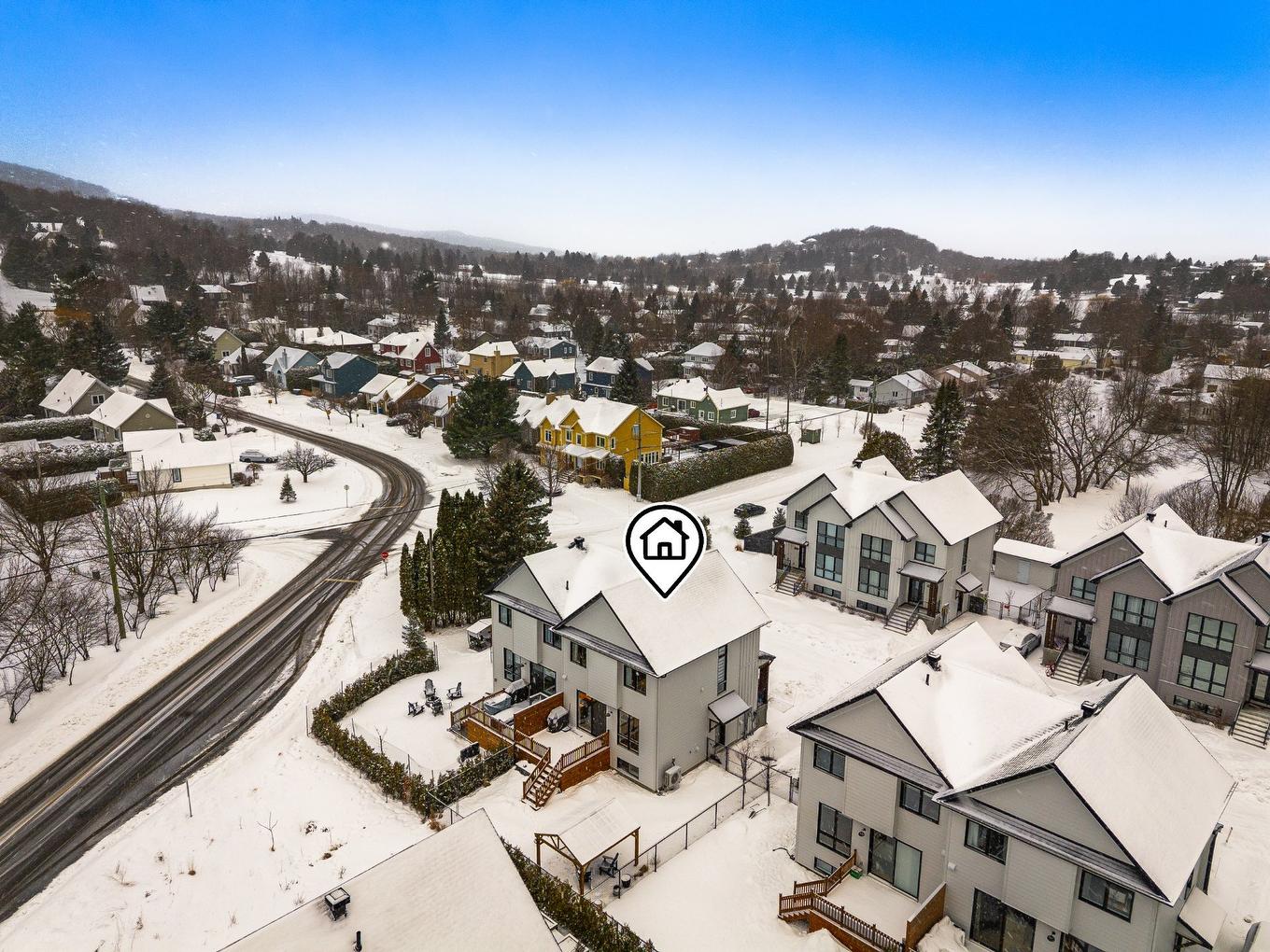 Photo aérienne - 2-138Z Rue De Saguenay, Bromont, QC - Outdoor With View