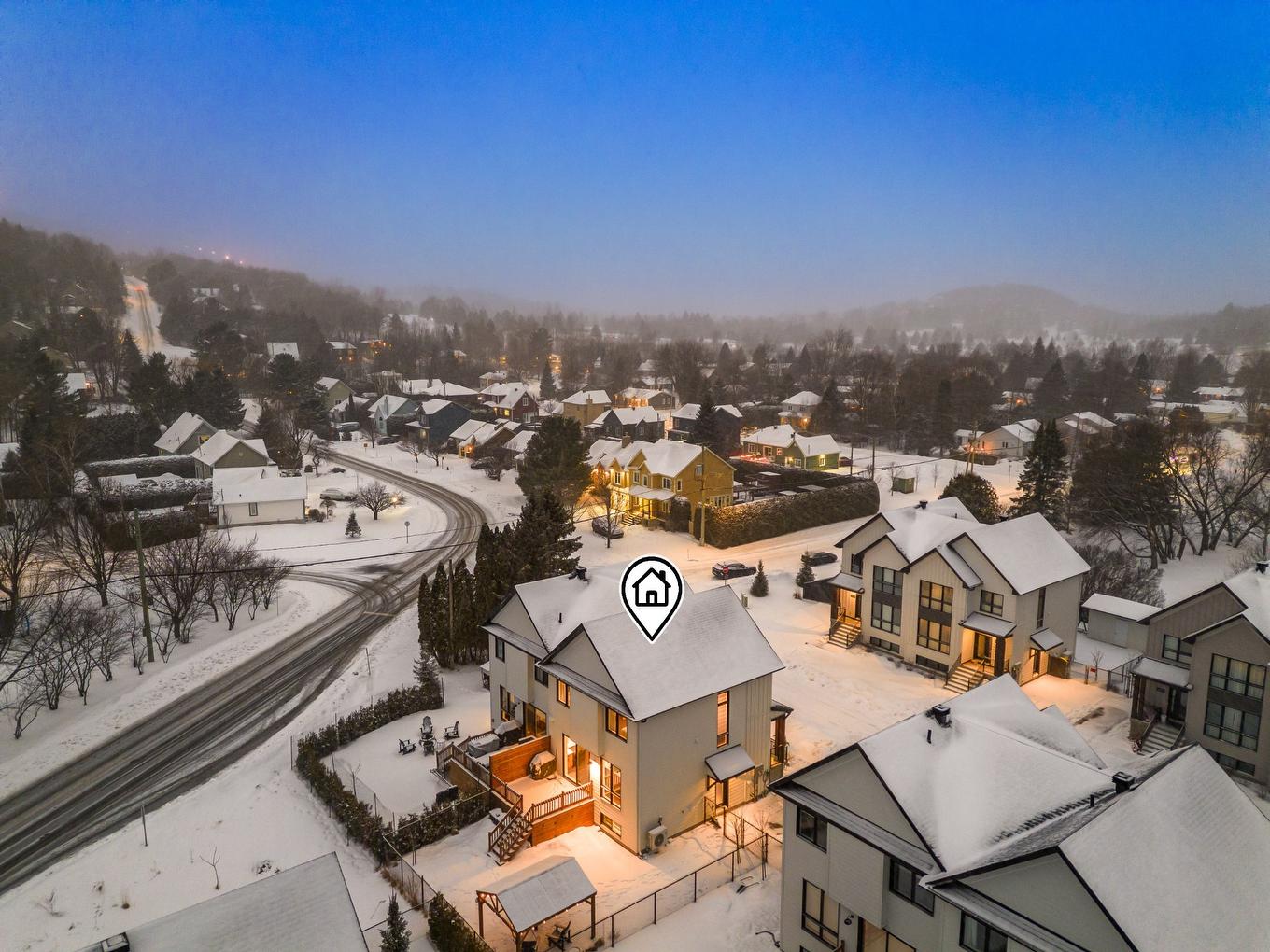 Photo aérienne - 2-138Z Rue De Saguenay, Bromont, QC - Outdoor With View