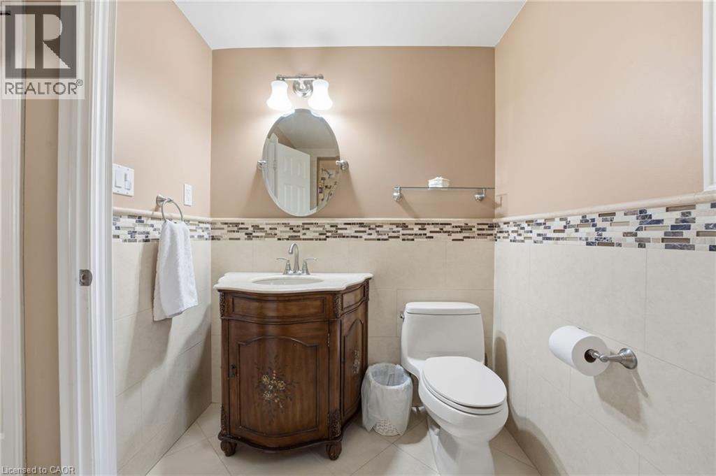 Primary Ensuite bath - 84 Chatterson Drive, Ancaster, ON - Indoor Photo Showing Bathroom