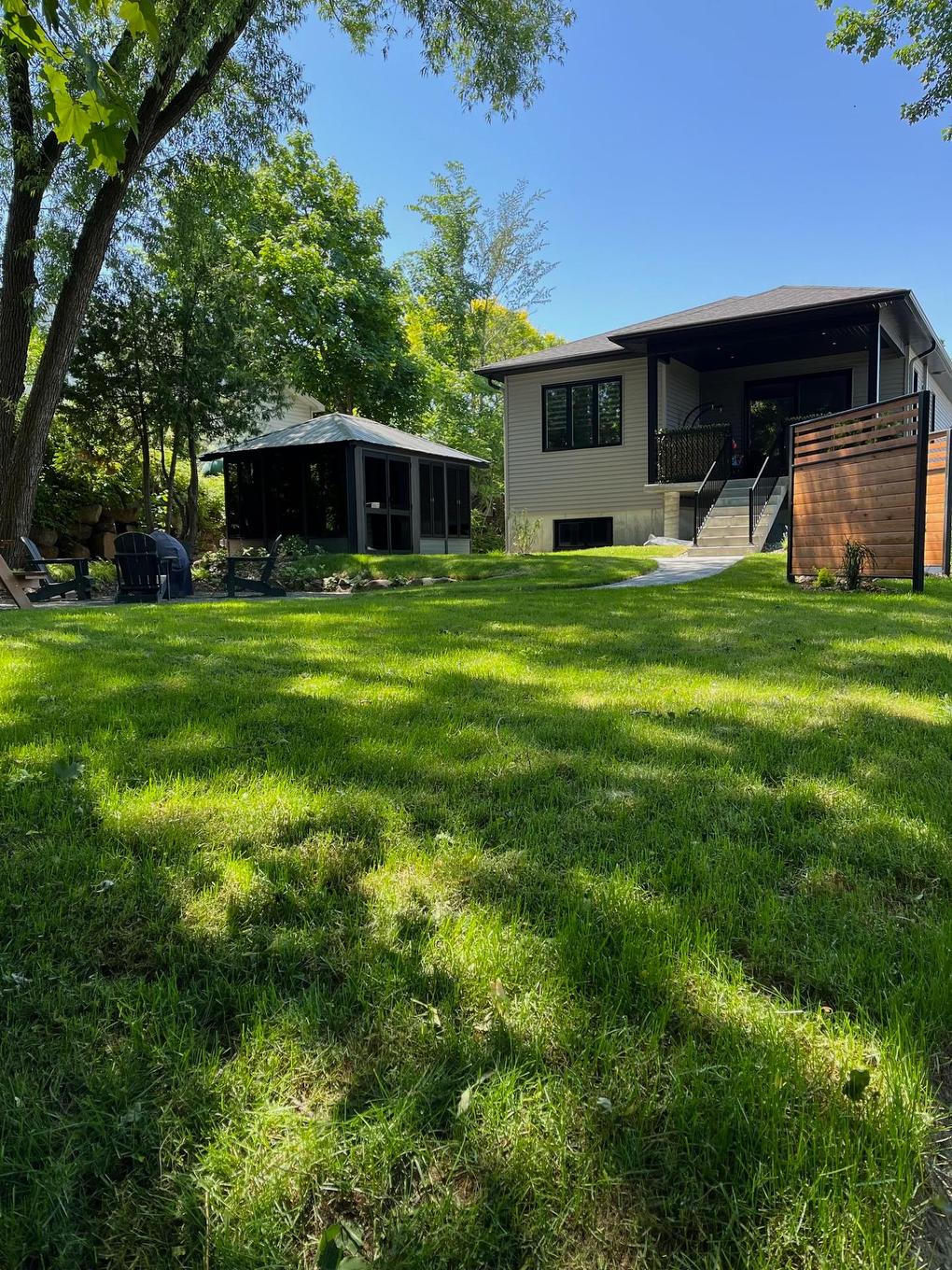 Face arrière - 531 Rue Casavant, Granby, QC - Outdoor