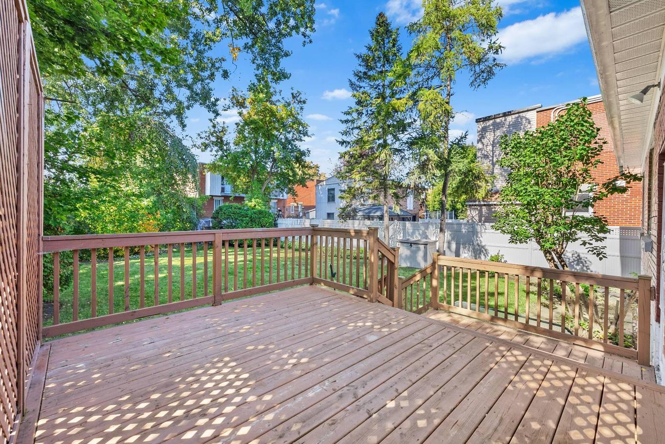 Balcon - 20 Rue Émile, Laval (Laval-Des-Rapides), QC - Outdoor With Deck Patio Veranda With Exterior