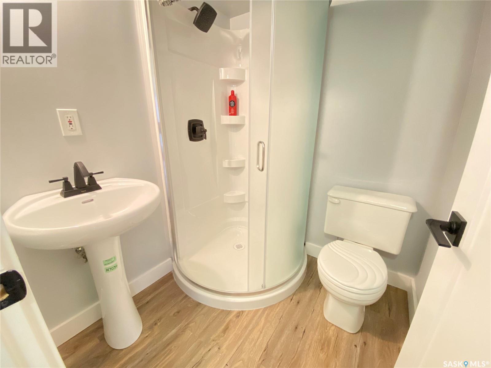 11 Harrigan Crescent, Maple Creek, SK - Indoor Photo Showing Bathroom