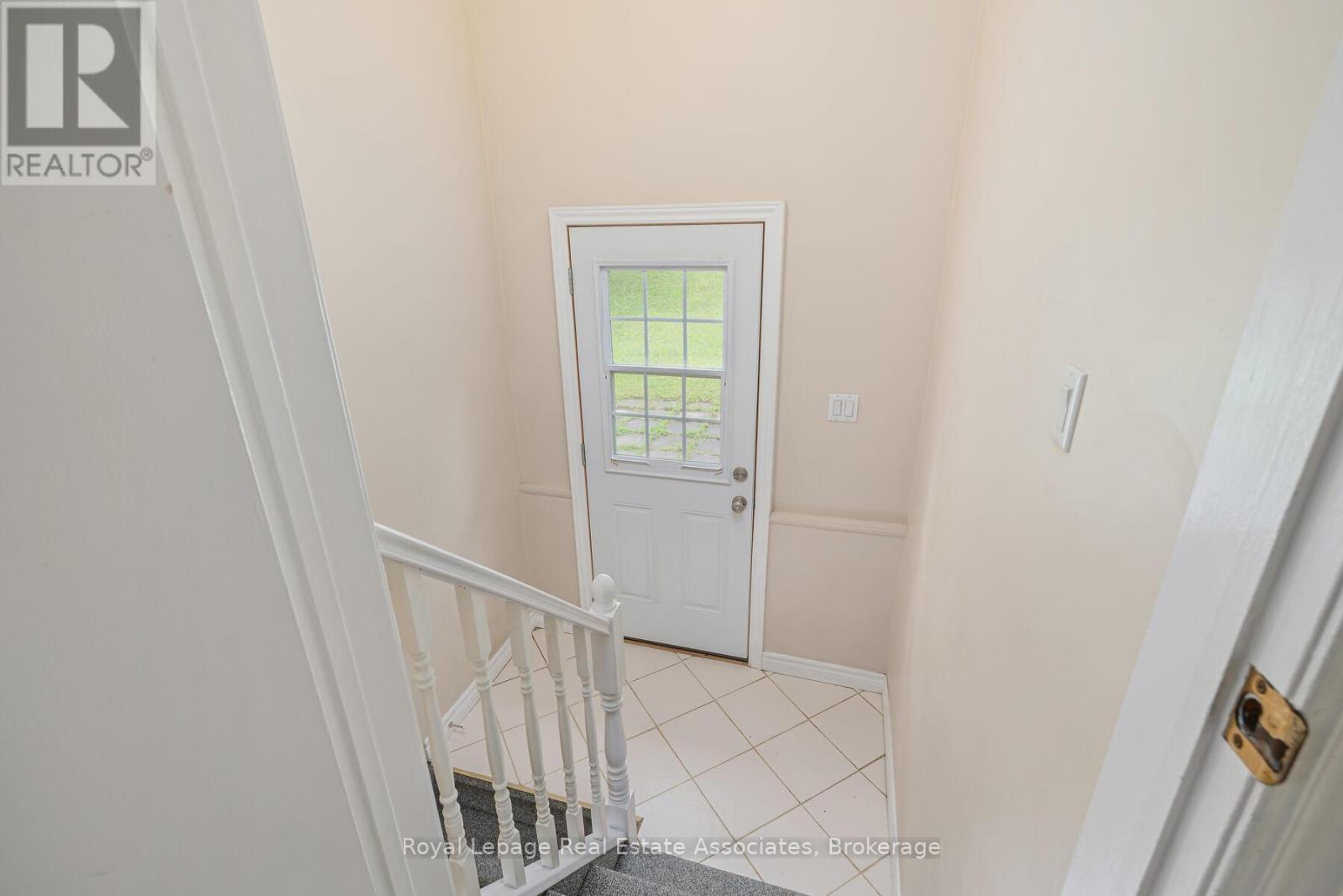 112 Park Street E, Halton Hills, ON - Indoor Photo Showing Other Room