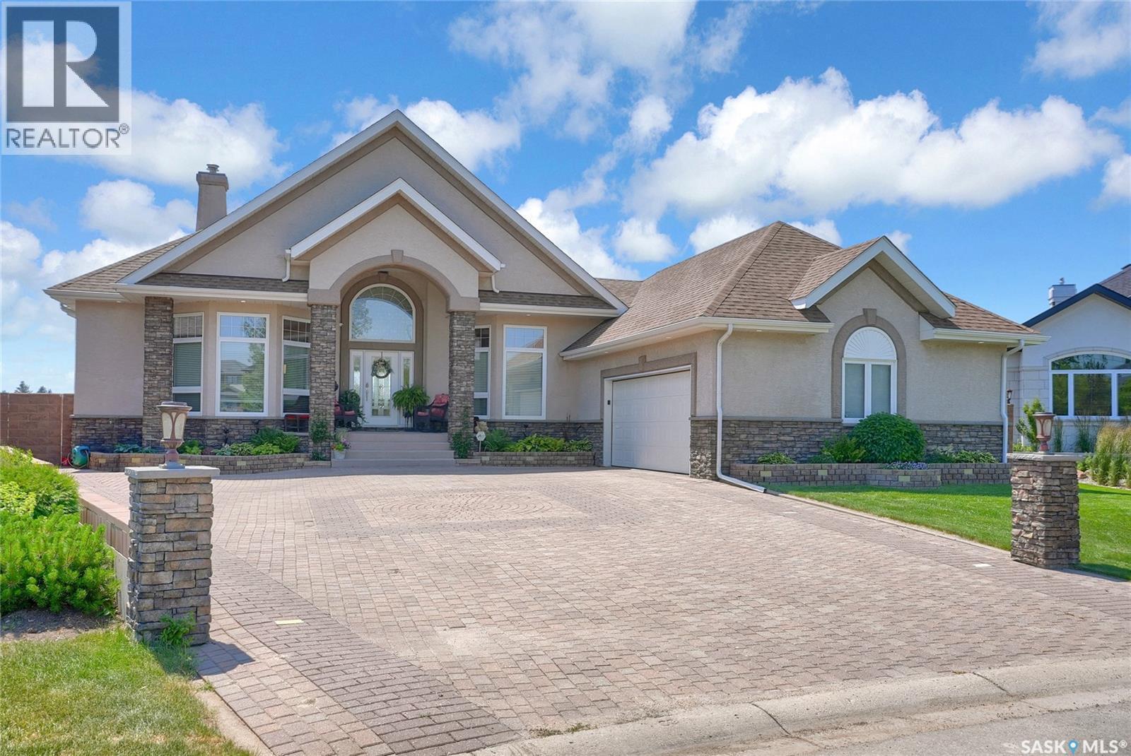 1453 Normandy Drive, Moose Jaw, SK - Outdoor With Facade