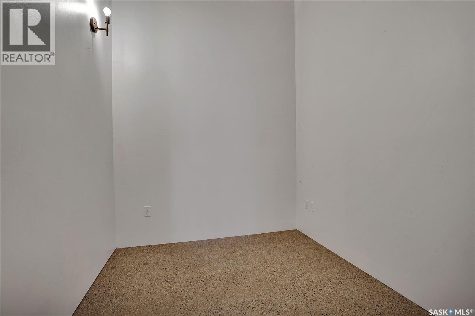 223 120 23Rd Street E, Saskatoon, SK - Indoor Photo Showing Other Room