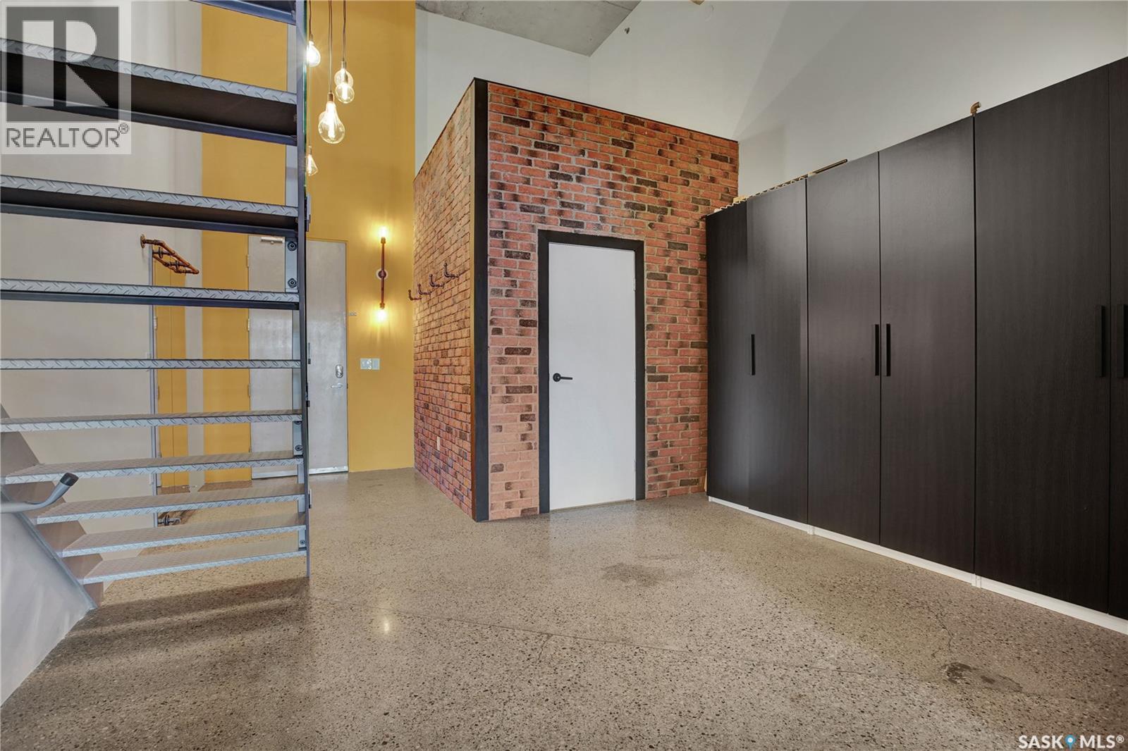 223 120 23Rd Street E, Saskatoon, SK - Indoor Photo Showing Other Room