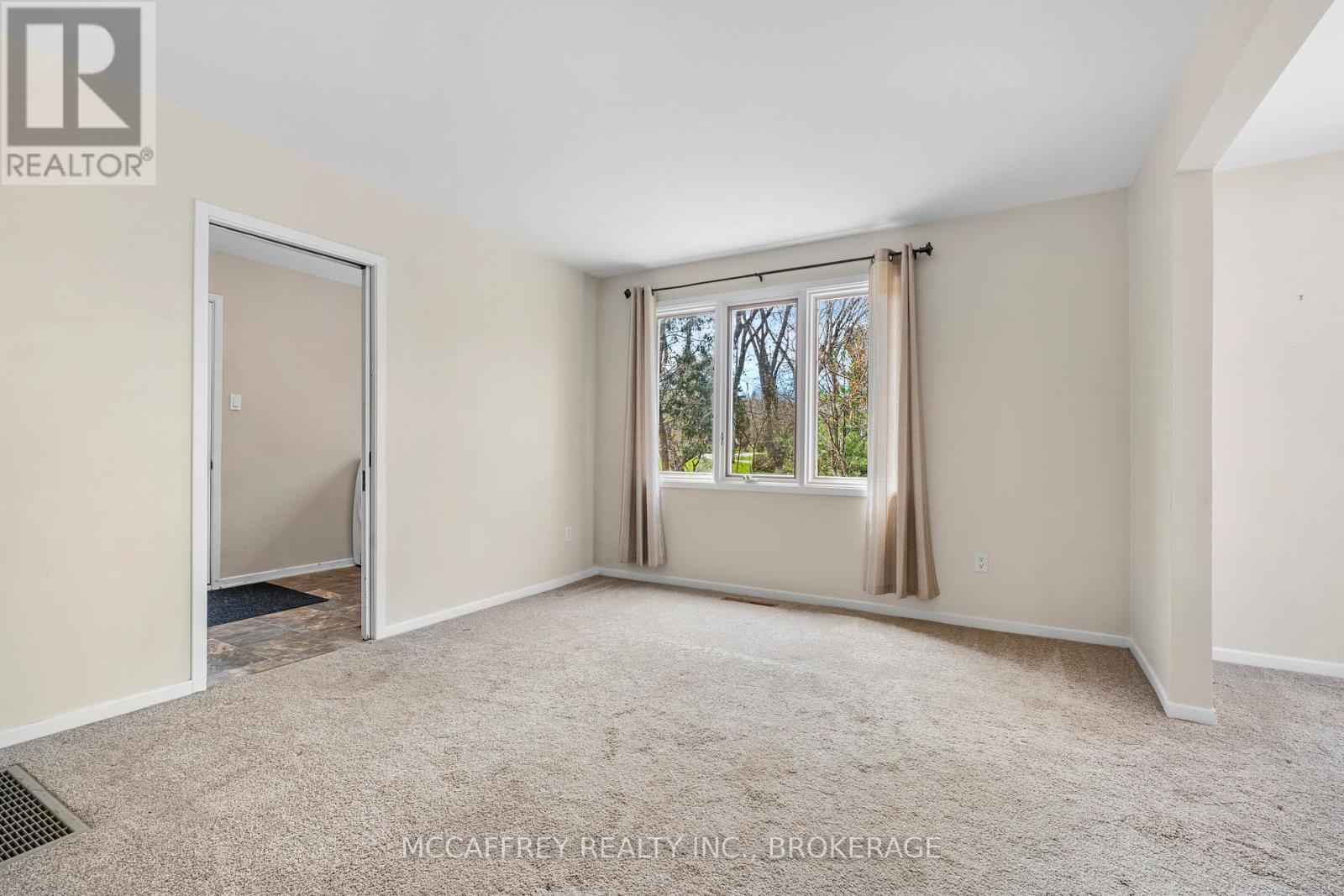 79 River Road, Greater Napanee (Greater Napanee), ON - Indoor Photo Showing Other Room