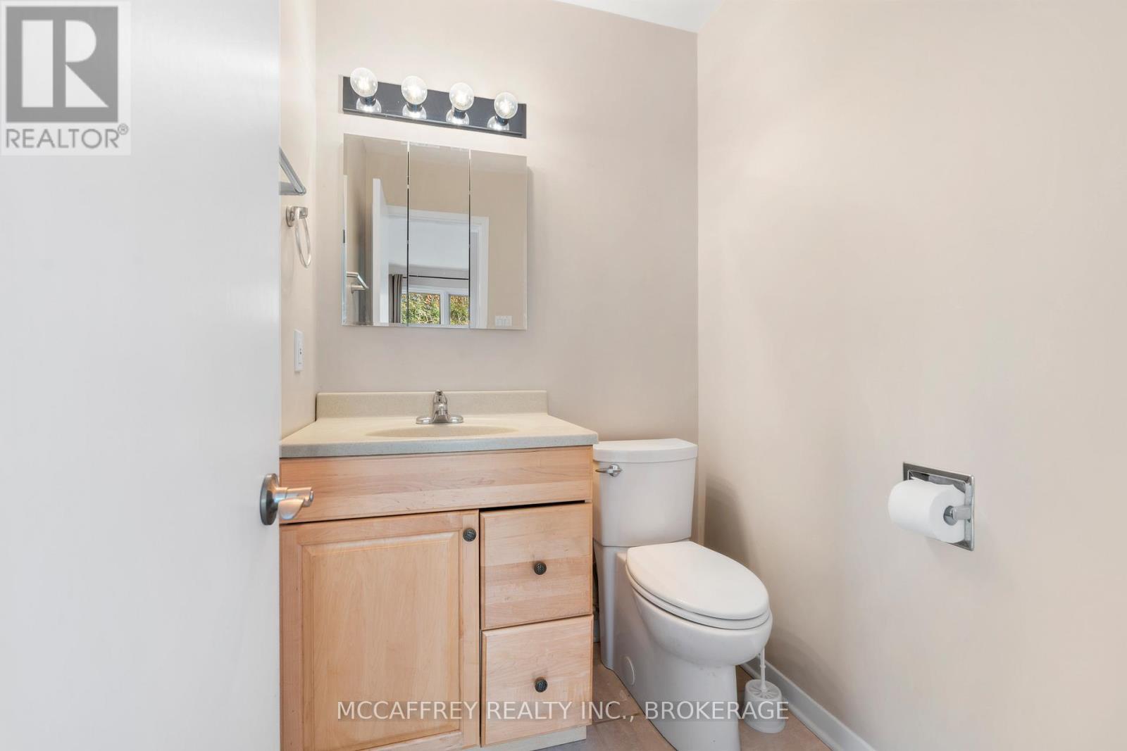 79 River Road, Greater Napanee (Greater Napanee), ON - Indoor Photo Showing Bathroom