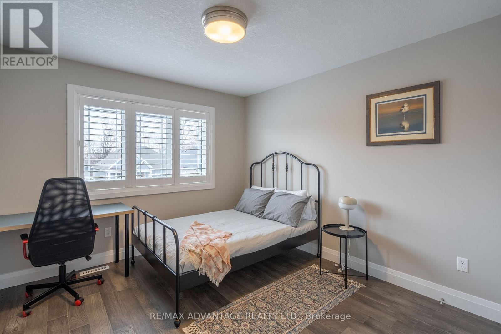 Upper - 30 Compass Trail, Central Elgin, ON - Indoor Photo Showing Bedroom