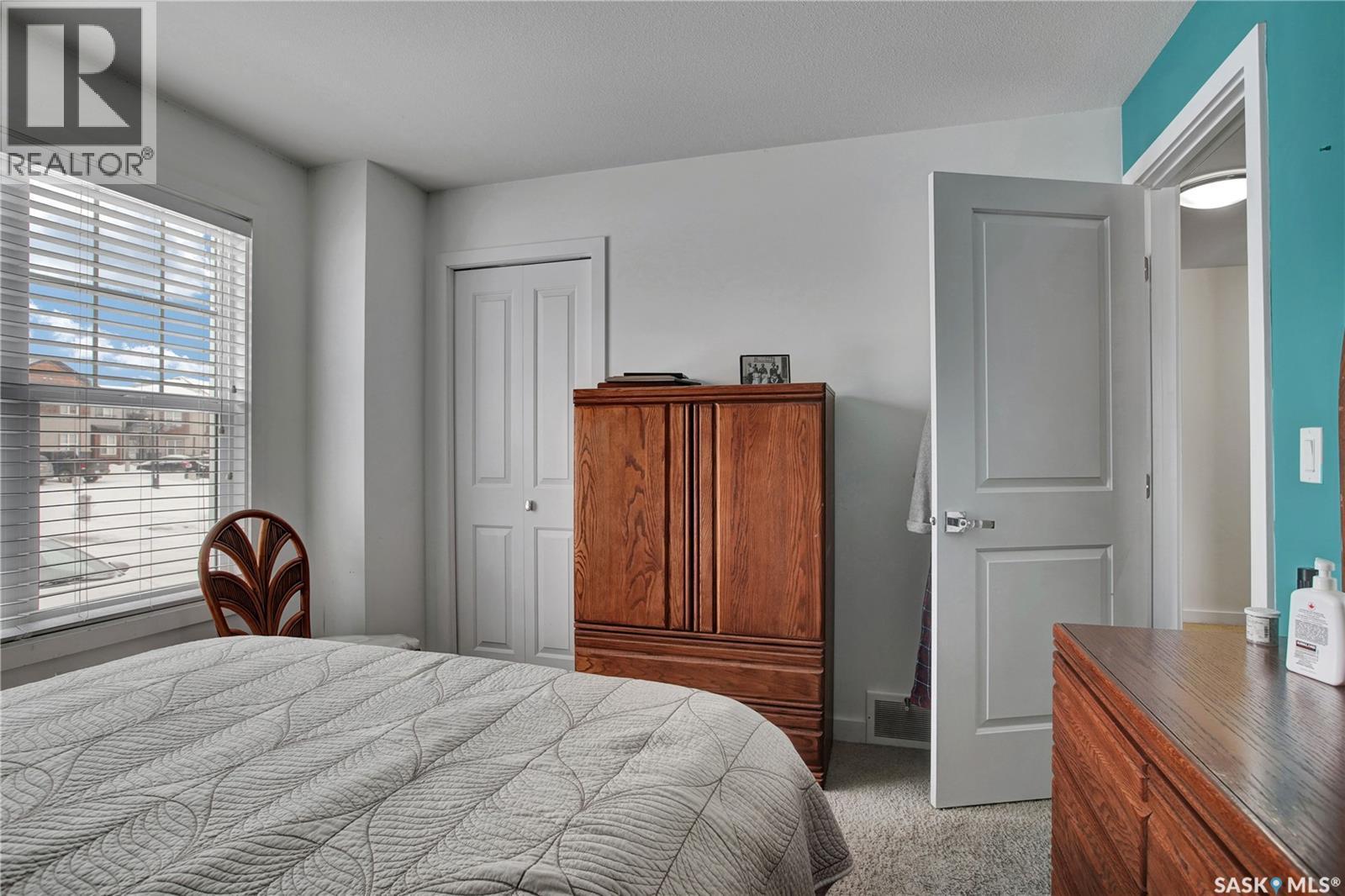 421 2315 Mcclocklin Road, Saskatoon, SK - Indoor Photo Showing Bedroom