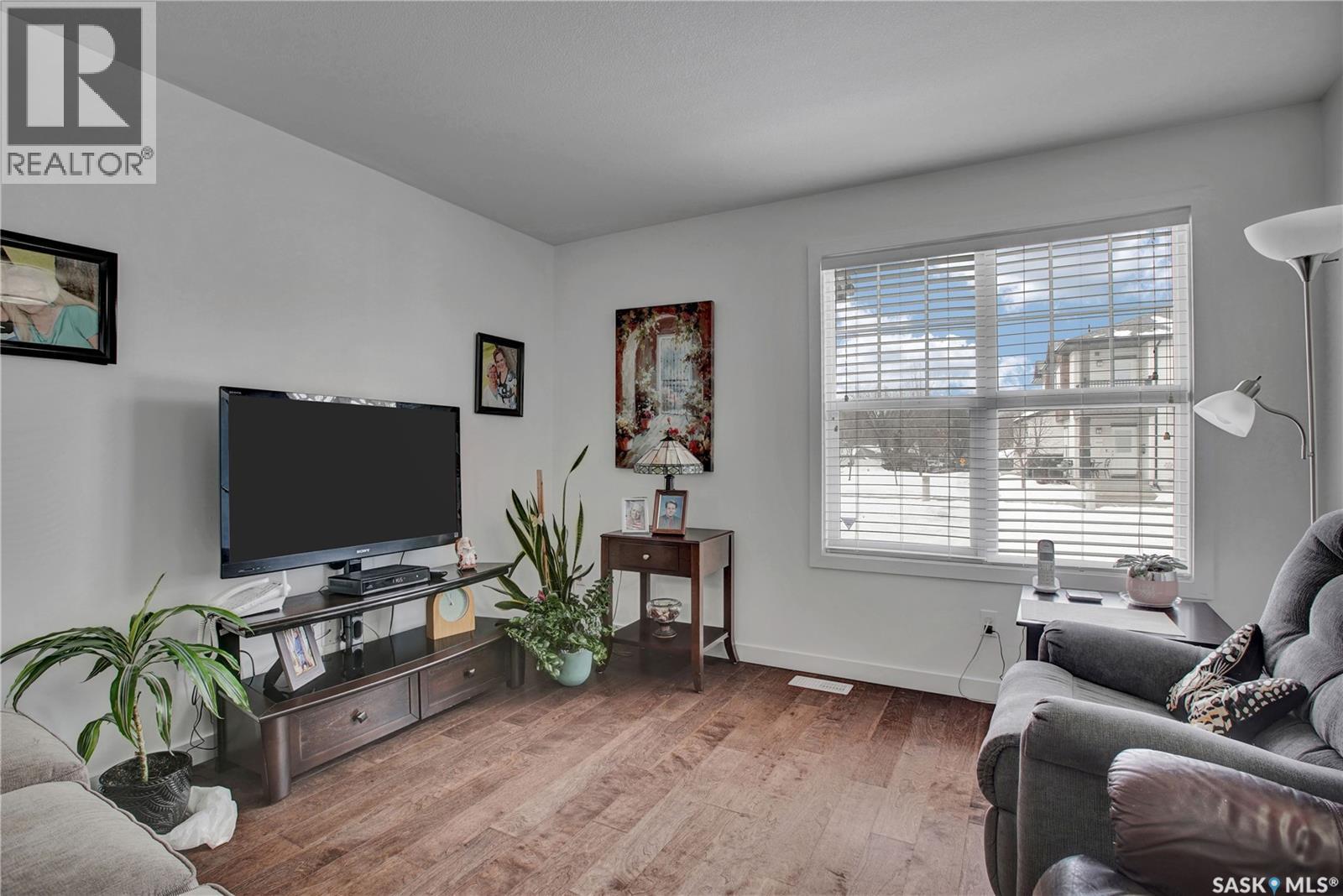 421 2315 Mcclocklin Road, Saskatoon, SK - Indoor Photo Showing Other Room