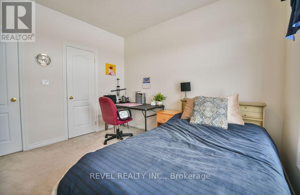1075 Dalton Road, Timmins (Ts - Dalton), ON - Indoor Photo Showing Bedroom