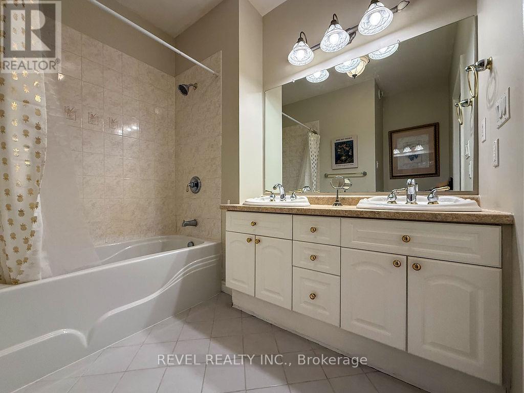 1075 Dalton Road, Timmins (Ts - Dalton), ON - Indoor Photo Showing Bathroom