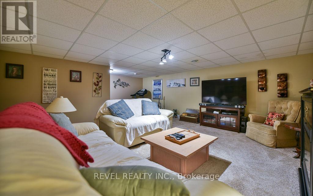 1075 Dalton Road, Timmins (Ts - Dalton), ON - Indoor