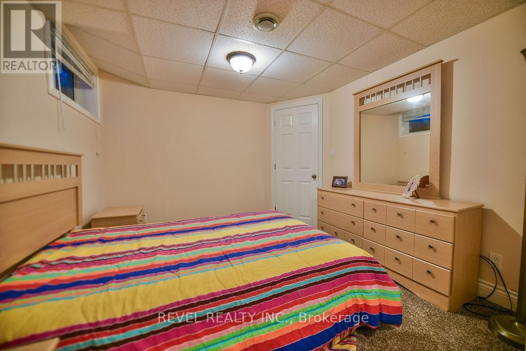 1075 Dalton Road, Timmins (Ts - Dalton), ON - Indoor Photo Showing Bedroom