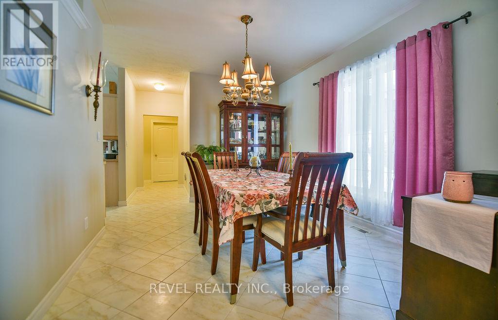 1075 Dalton Road, Timmins (Ts - Dalton), ON - Indoor Photo Showing Dining Room