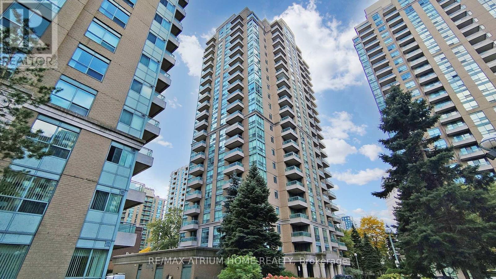 1703 - 3 Pemberton Avenue, Toronto, ON - Outdoor With Facade