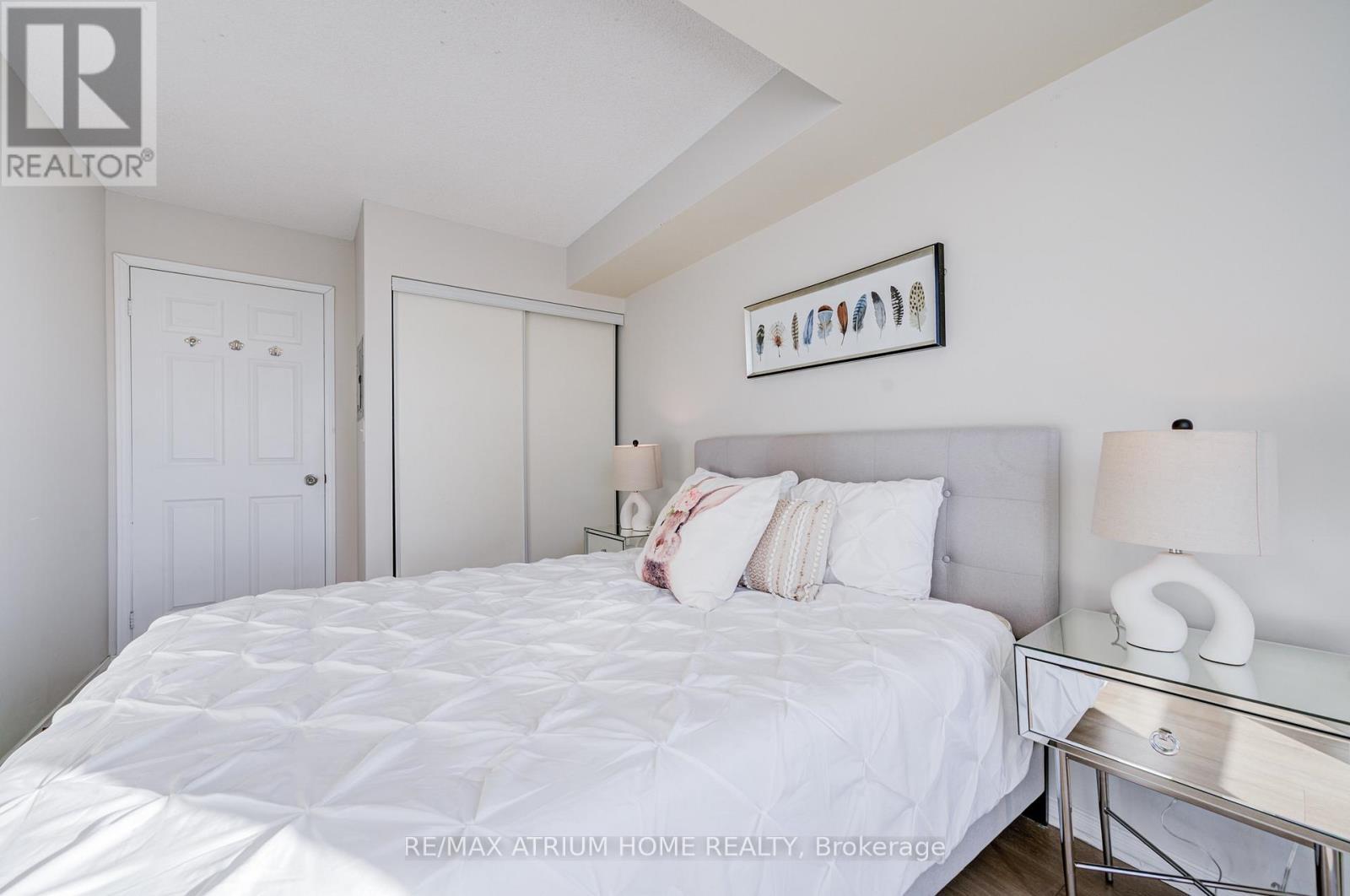 1703 - 3 Pemberton Avenue, Toronto, ON - Indoor Photo Showing Bedroom