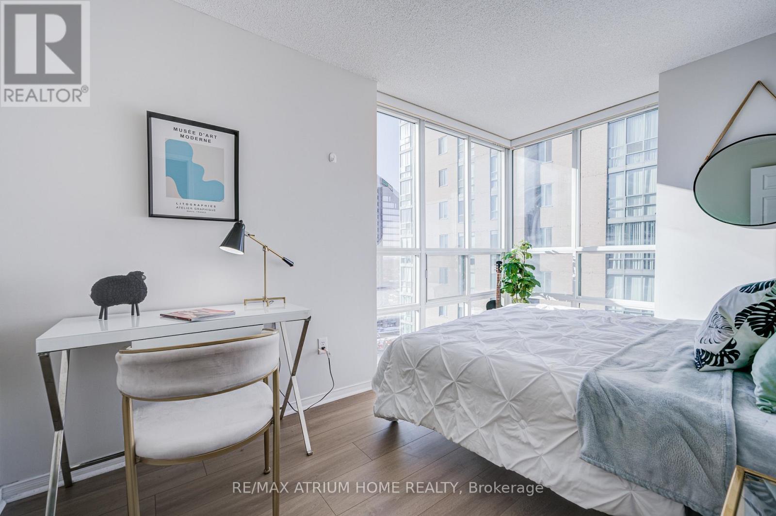 1703 - 3 Pemberton Avenue, Toronto, ON - Indoor Photo Showing Bedroom