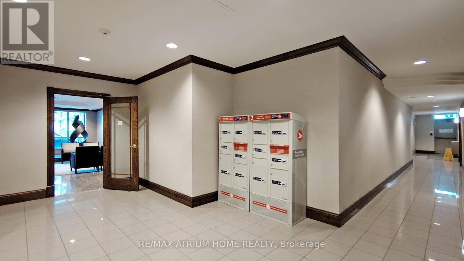 1703 - 3 Pemberton Avenue, Toronto, ON - Indoor Photo Showing Other Room