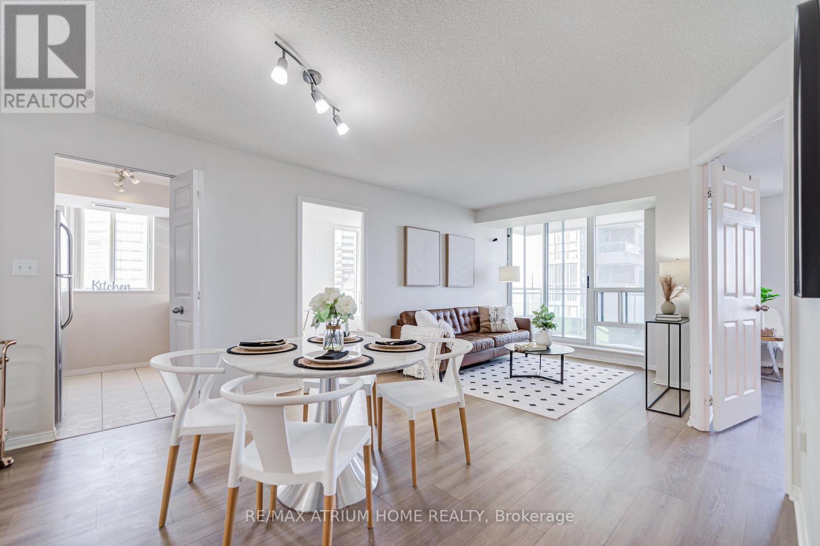 1703 - 3 Pemberton Avenue, Toronto, ON - Indoor Photo Showing Other Room