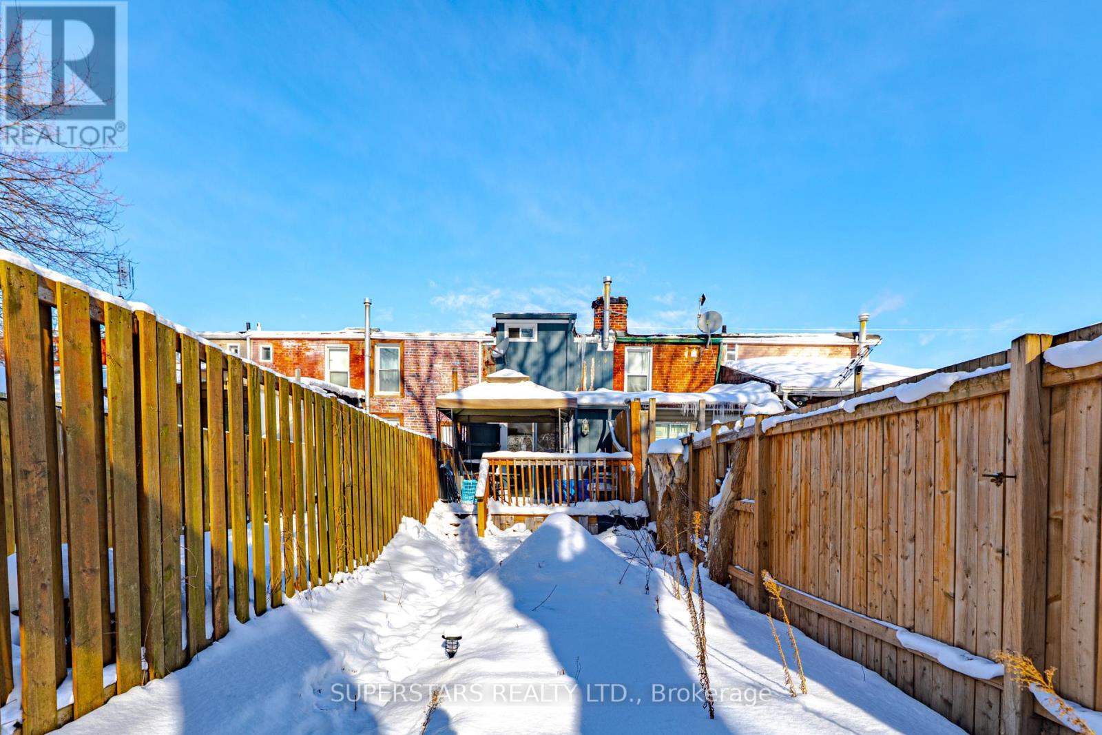 165 1/2 Olive Avenue, Oshawa, ON - Outdoor