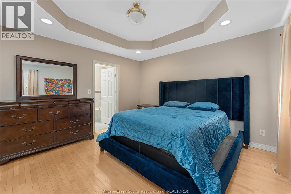 4753 Lavender, Windsor, ON - Indoor Photo Showing Bedroom