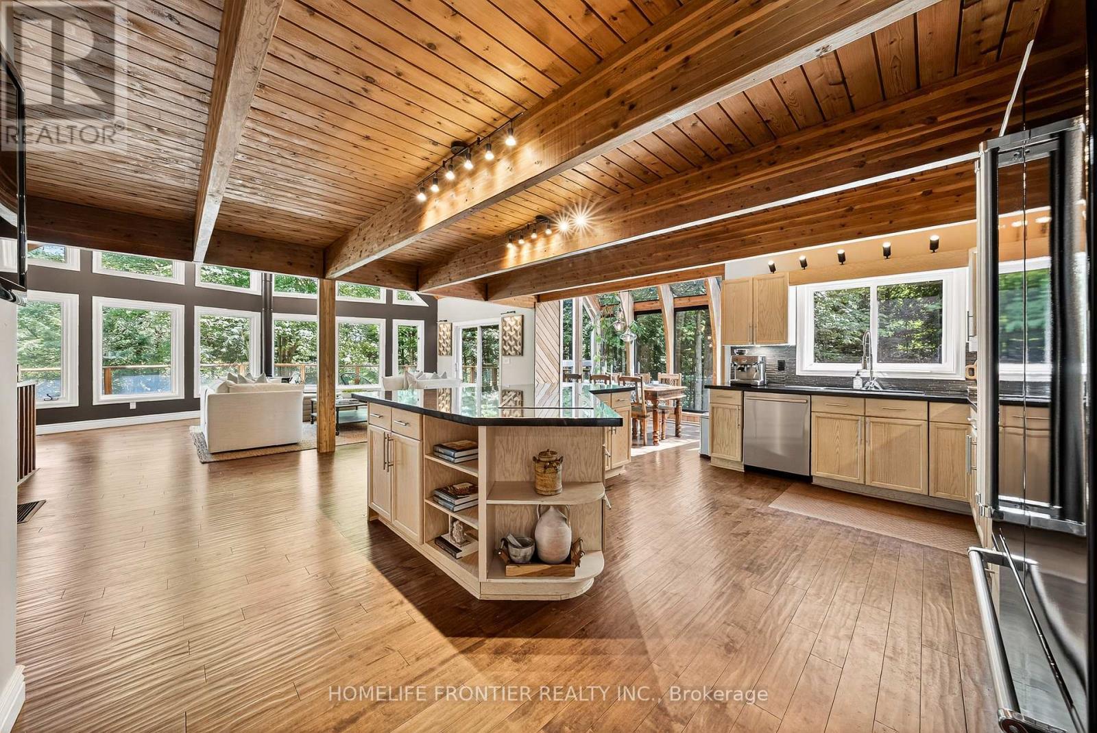 7896 6Th Line, Essa, ON - Indoor Photo Showing Other Room