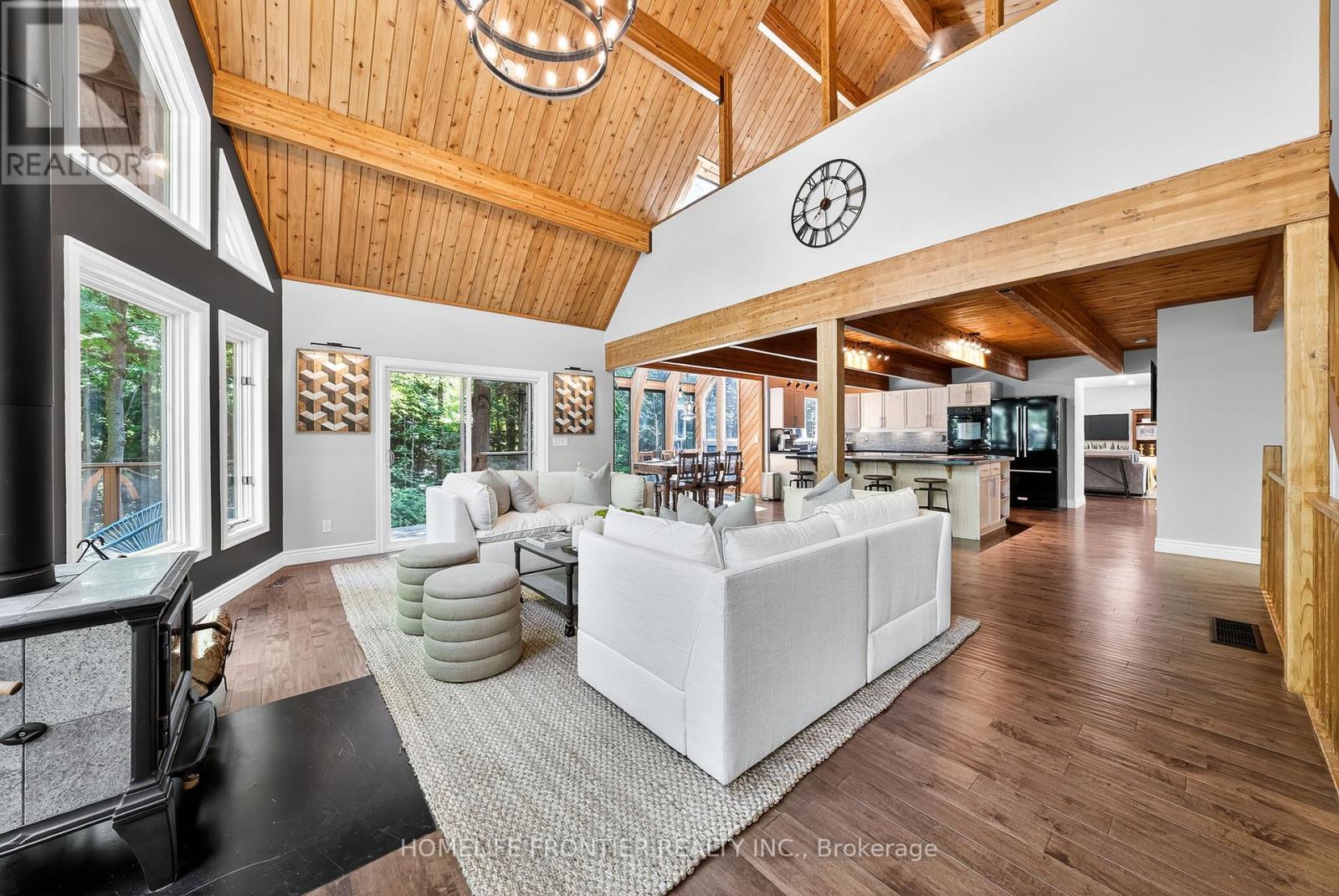 7896 6Th Line, Essa, ON - Indoor Photo Showing Other Room